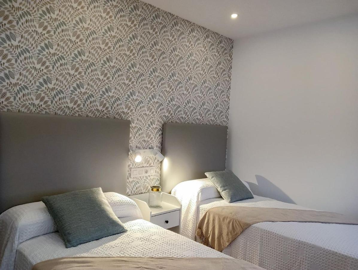Portosantiago Boutique & Rooms Portomarin Bagian luar foto