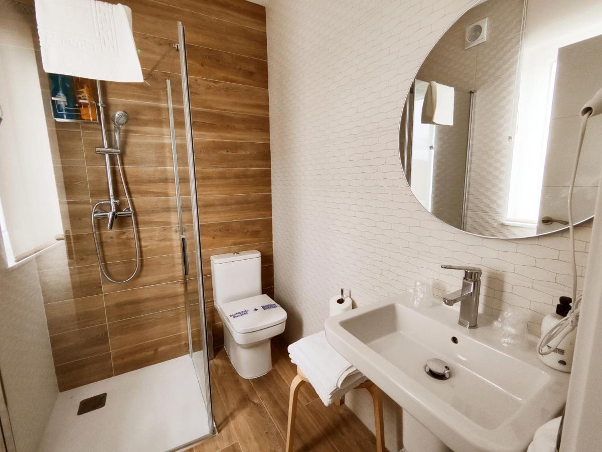 Portosantiago Boutique & Rooms Portomarin Bagian luar foto